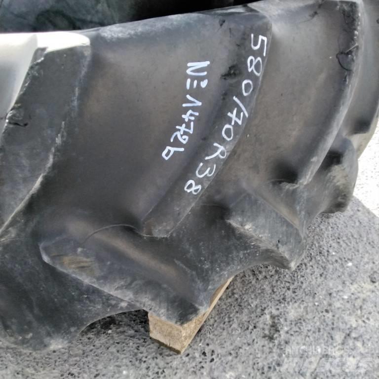 Goodyear 580/70R38 Padangos, ratai ir ratlankiai