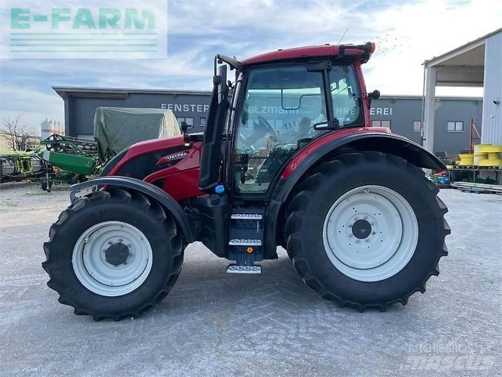 Valtra n155 Traktoriai