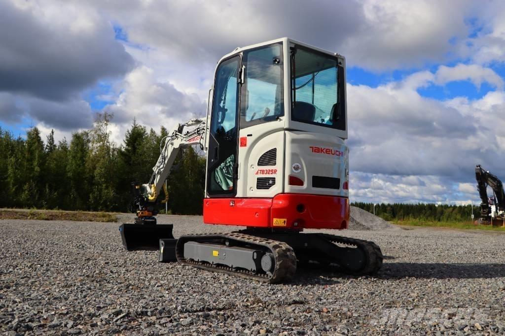 Takeuchi TB325R Mini ekskavatoriai < 7 t