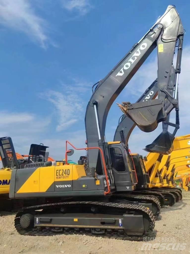 Volvo EC 240 Vikšriniai ekskavatoriai
