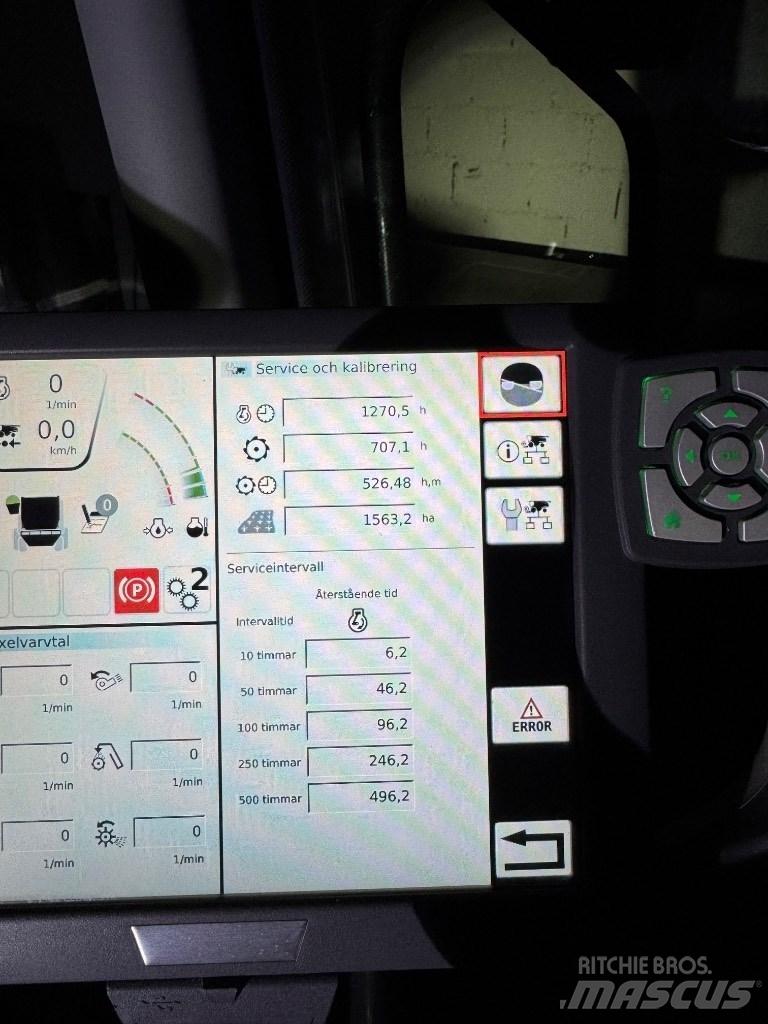 Massey Ferguson 7370 Derliaus nuėmimo kombainai