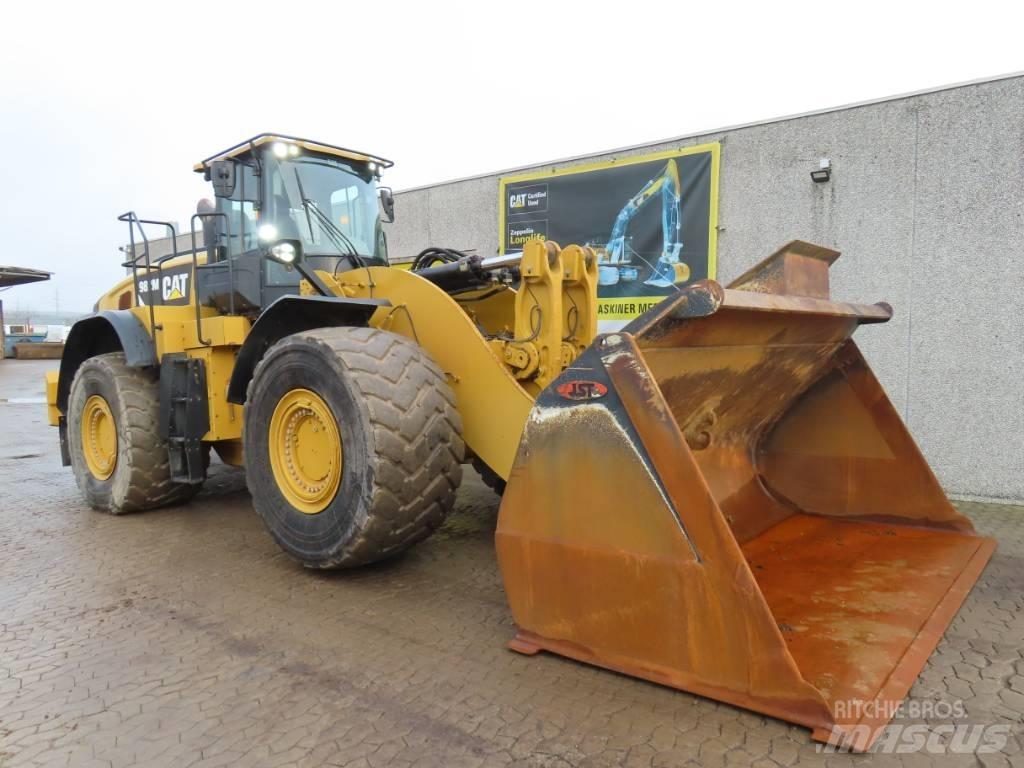 CAT 982 M Naudoti ratiniai krautuvai