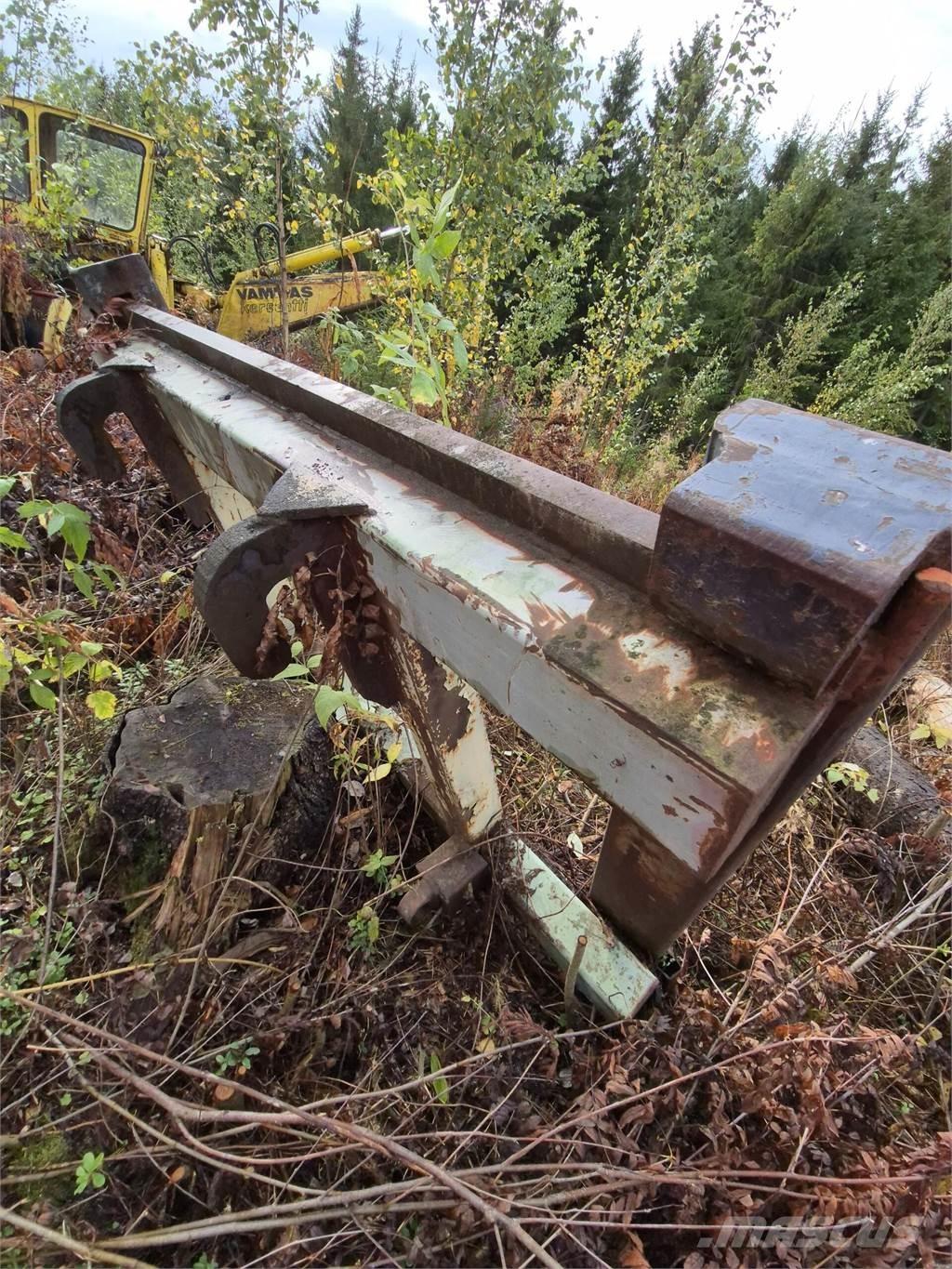 Volvo trukkipiikit Šakės