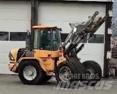Volvo L 45 Naudoti ratiniai krautuvai