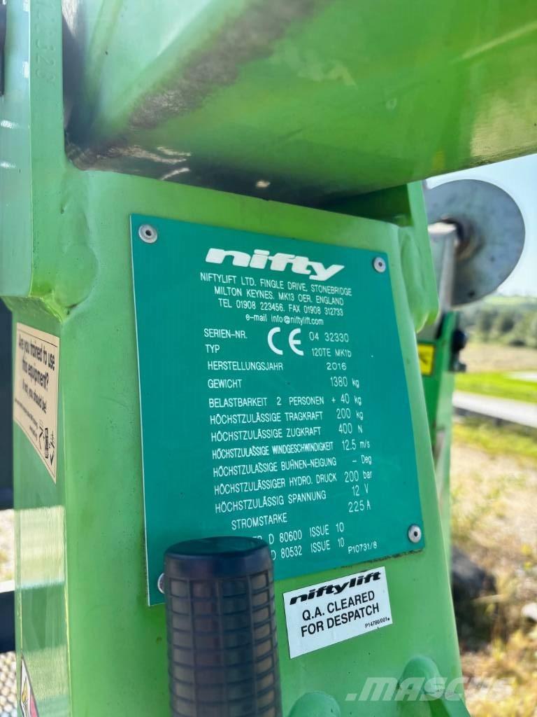 Niftylift 120 T Ant priekabų montuojamos kėlimo platformos