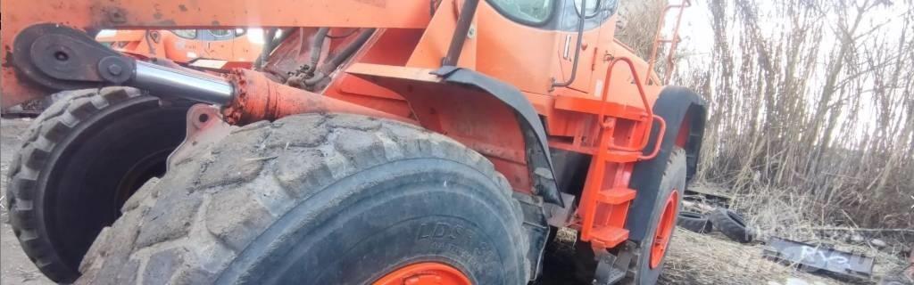 Doosan DL 300 Naudoti ratiniai krautuvai