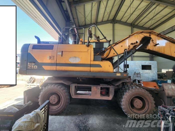 Hyundai HW210 Ratiniai ekskavatoriai