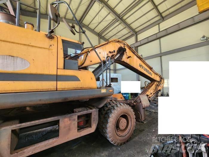 Hyundai HW210 Ratiniai ekskavatoriai