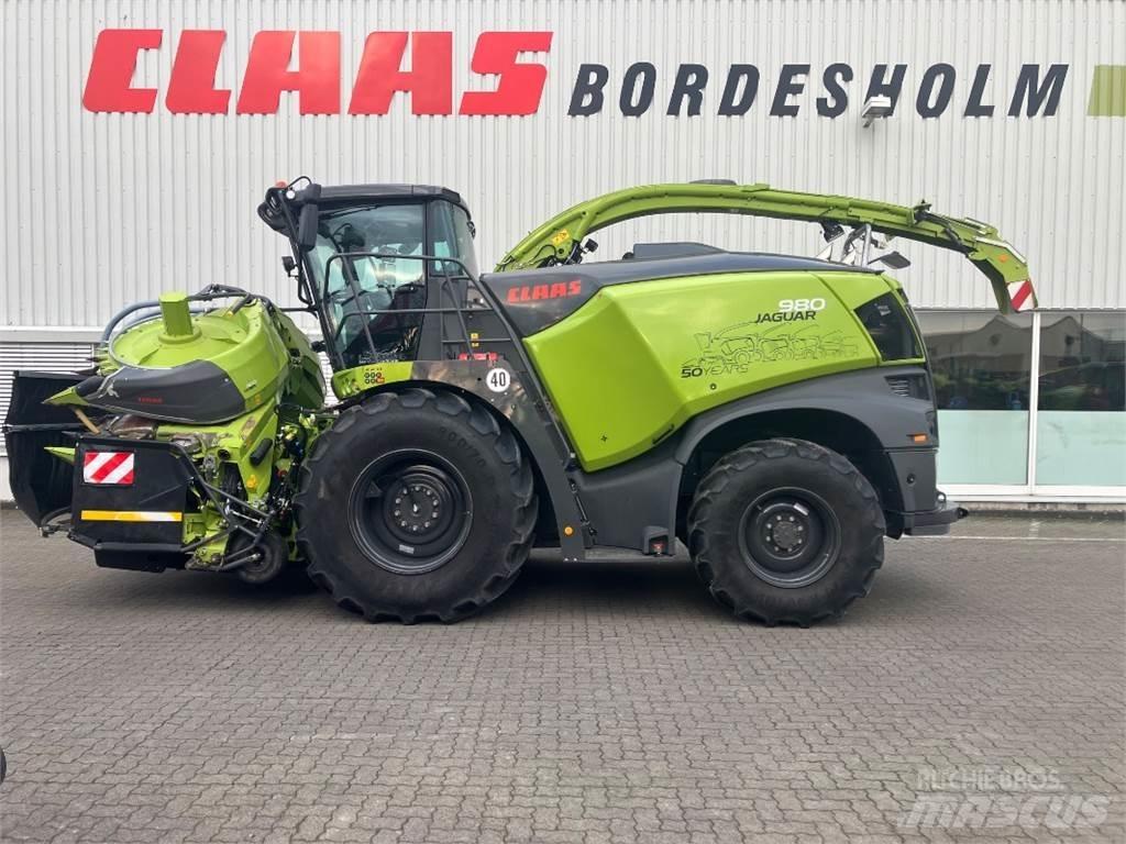 CLAAS JAGUAR 980 Pašarų kombainai