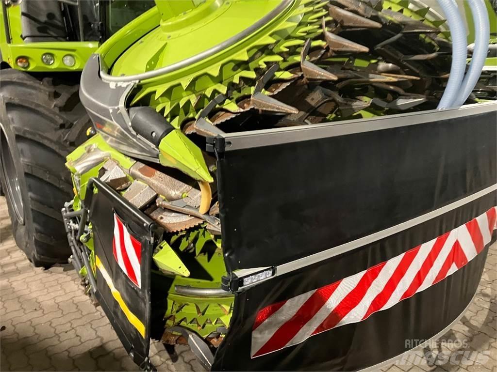 CLAAS JAGUAR 980 Pašarų kombainai