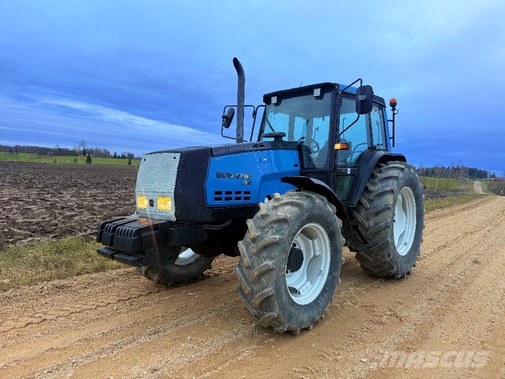 Valtra 8150 Traktoriai
