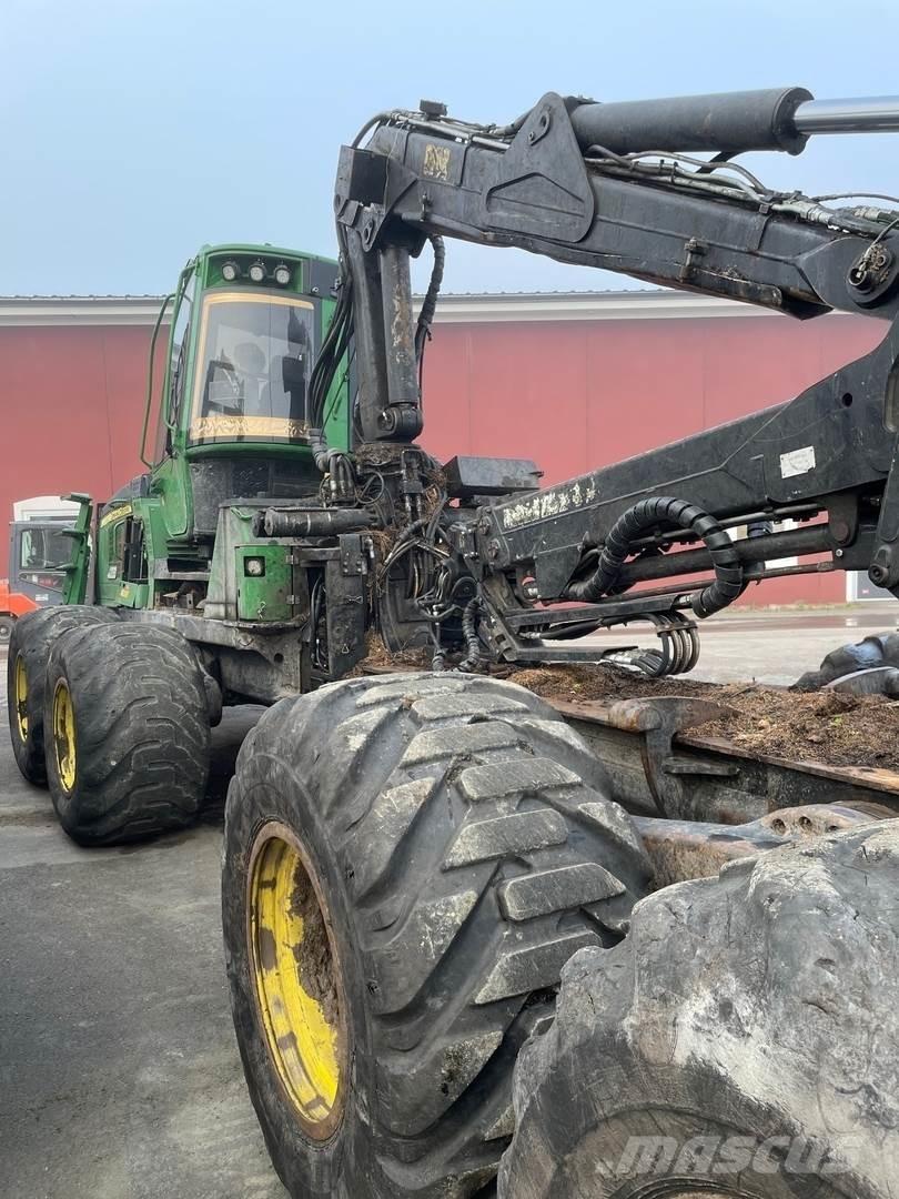 John Deere 1210E Naudoti miškovežiai (Forvarderiai)