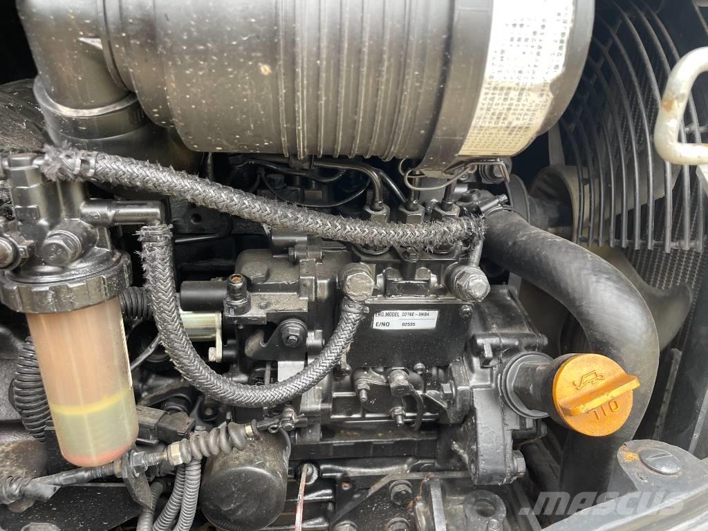 Komatsu PC 20 Vikšriniai ekskavatoriai