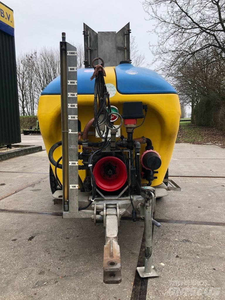  KWH D1000MPV3 Prikabinami purkštuvai