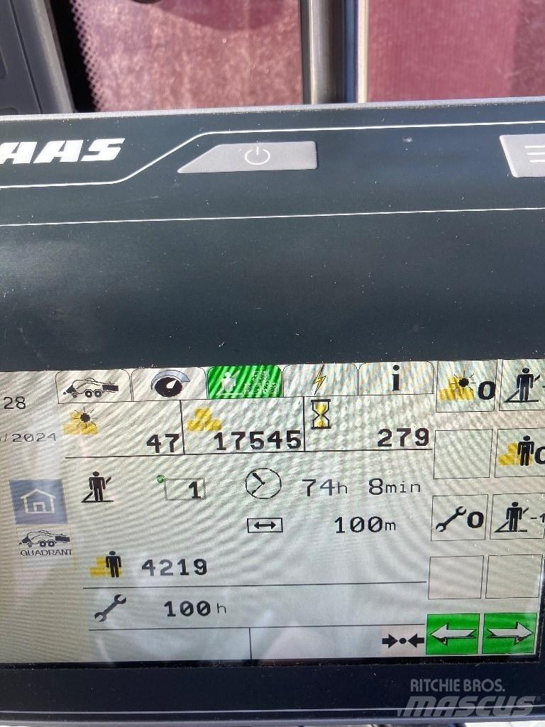 CLAAS Quadrant 4000 Stačiakampių ryšulių presai