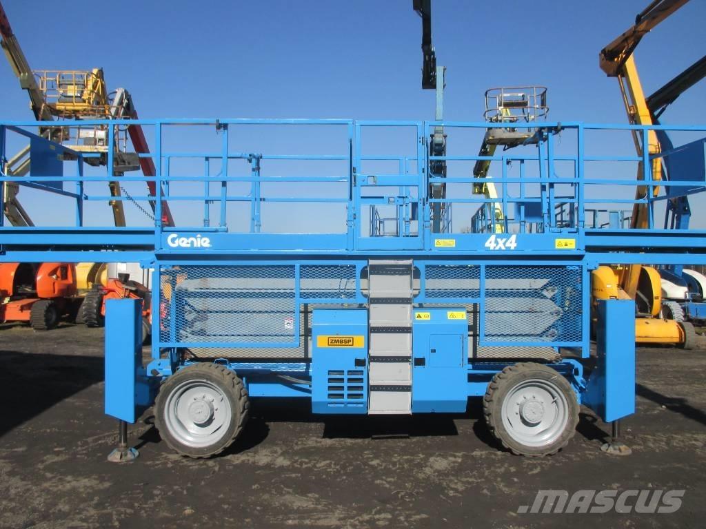 Genie GS 4390 RT Žirkliniai keltuvai