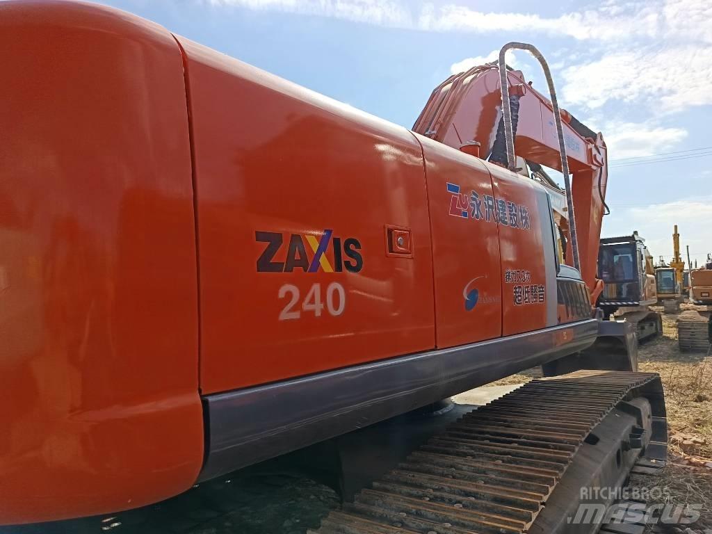 Hitachi ZX240 Vikšriniai ekskavatoriai