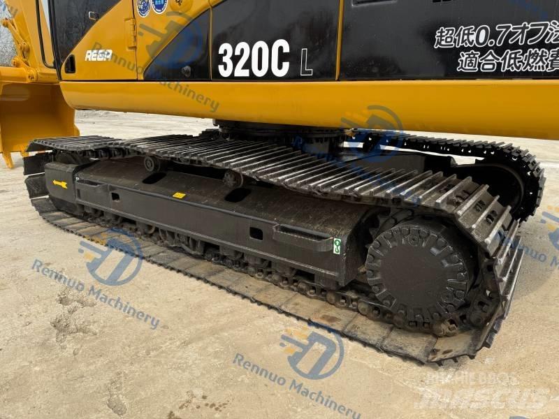 CAT 320CL Vikšriniai ekskavatoriai