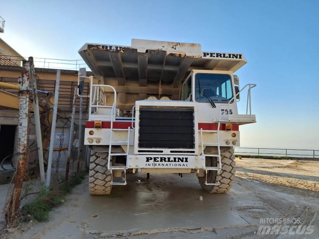 Perlini DP 705 Atliekų išvežimo technika