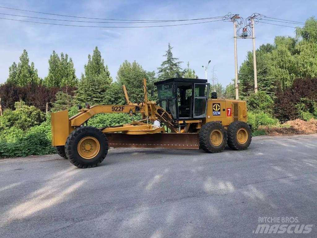 SEM 922F grader Greideriai