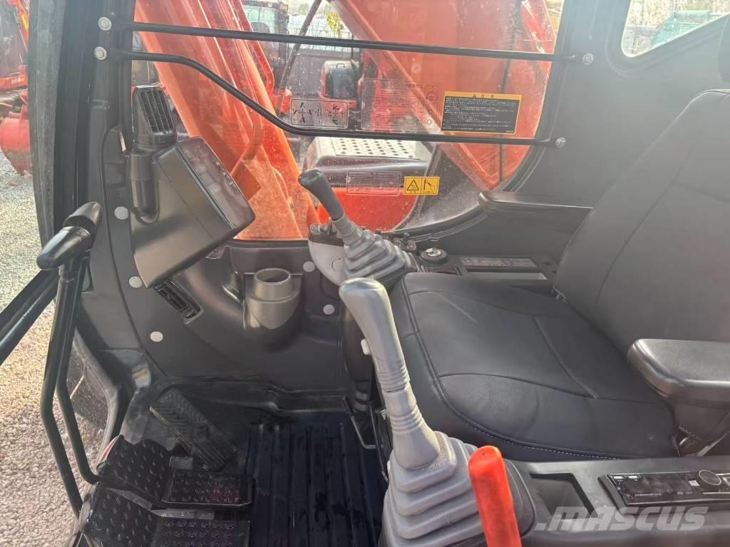 Hitachi ZX 250 -3G Vikšriniai ekskavatoriai