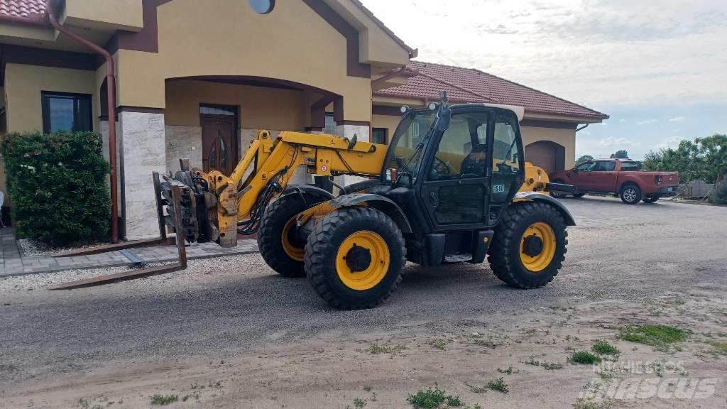 JCB 541-70 Teleskopiniai krautuvai žemės ūkiui