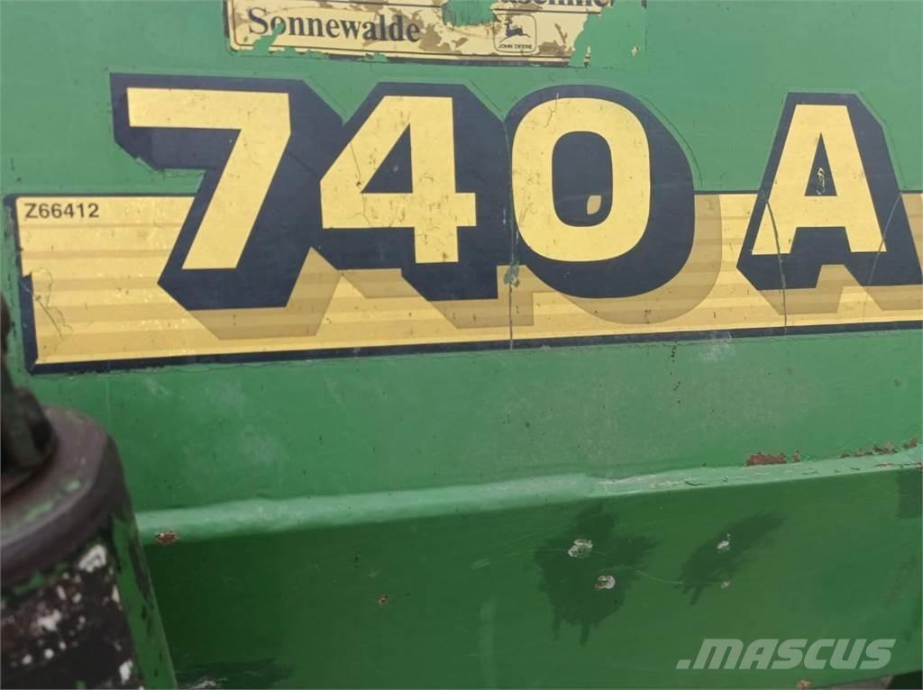 John Deere 740A Sėjamieji kombainai