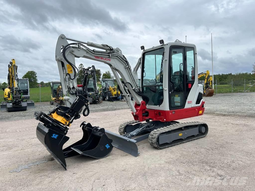 Takeuchi TB225 Mini ekskavatoriai < 7 t