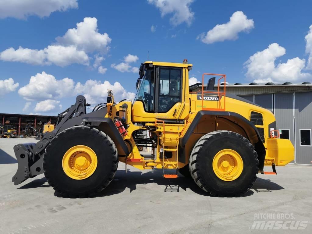 Volvo L 220 H Naudoti ratiniai krautuvai