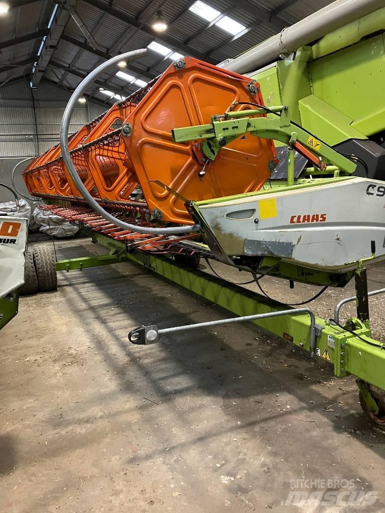 CLAAS C 900 Derliaus nuėmimo kombainų galvos