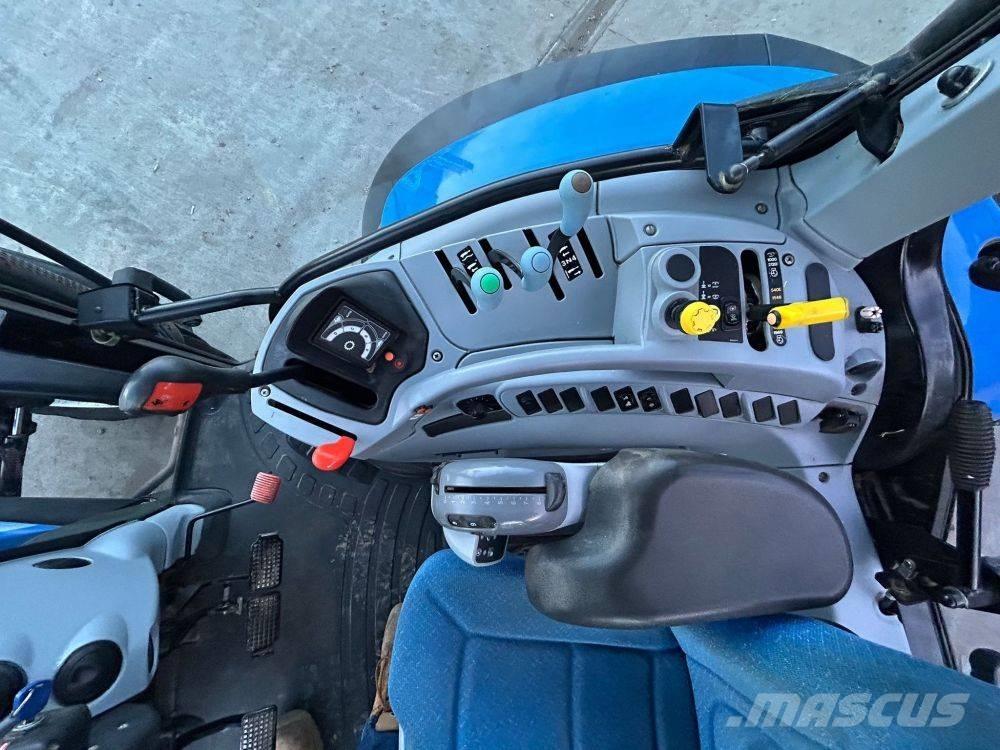 New Holland T 6030 Traktoriai