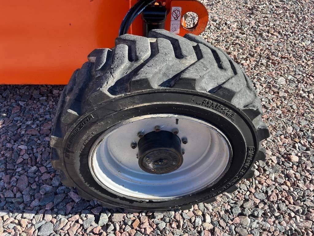 JLG 660 SJ Teleskopiniai keltuvai