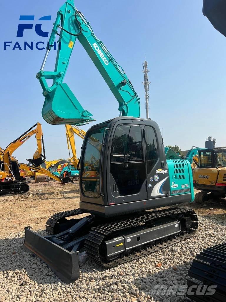 Kobelco SK 75 SR Vikšriniai ekskavatoriai