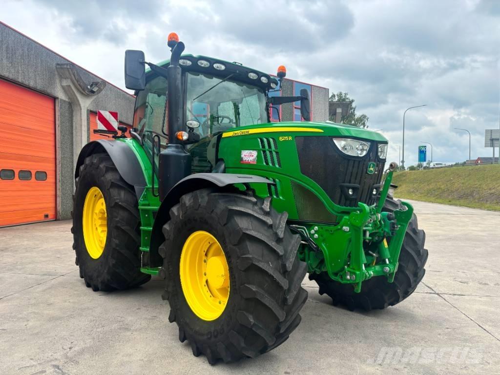 John Deere 6215 R Traktoriai