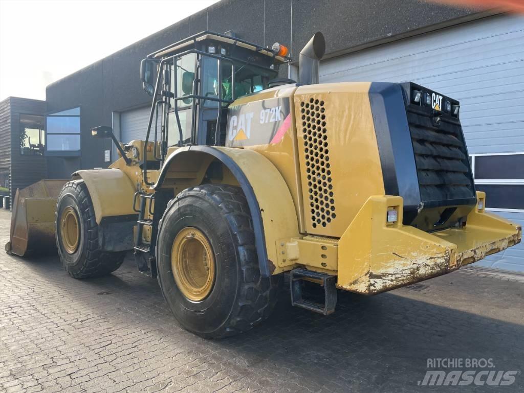 CAT 972K Naudoti ratiniai krautuvai