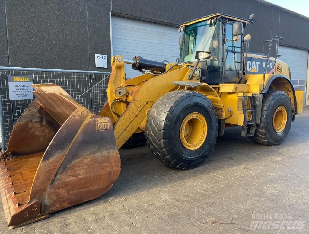 CAT 972K Naudoti ratiniai krautuvai