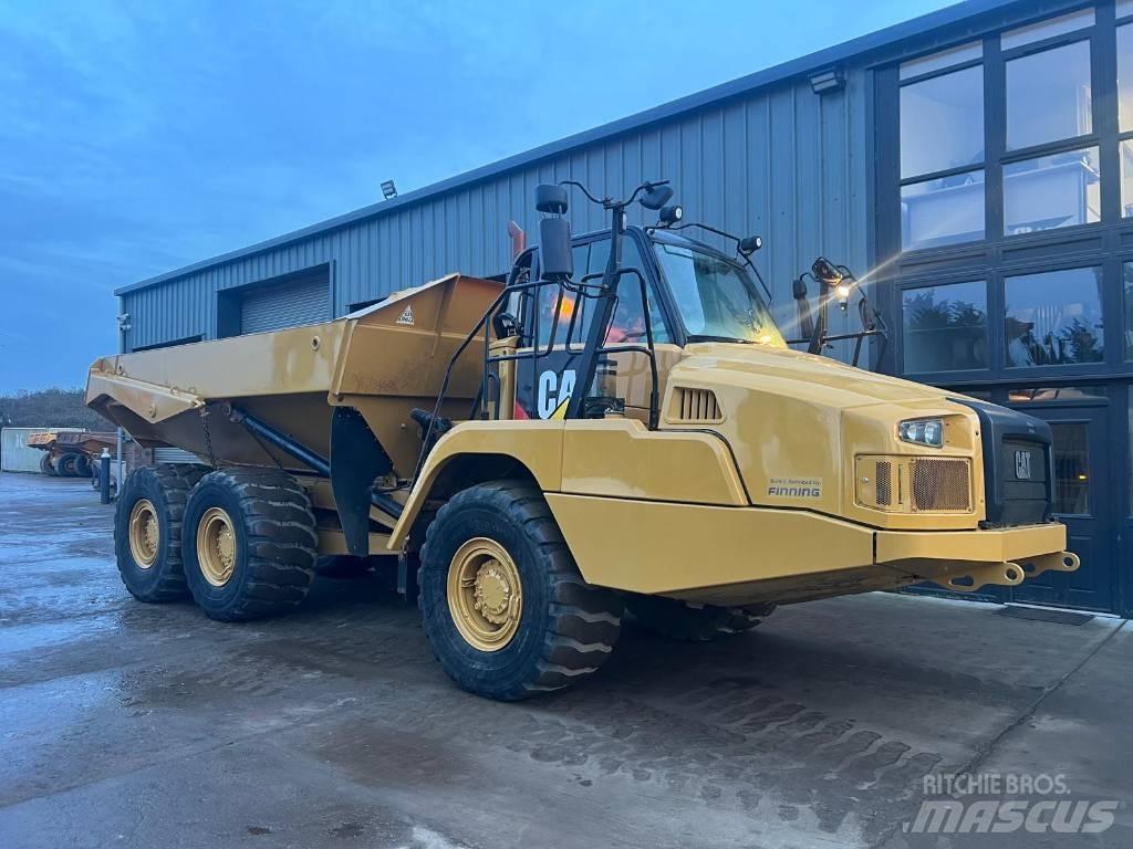 CAT 730 C Karjeriniai savivarčiai