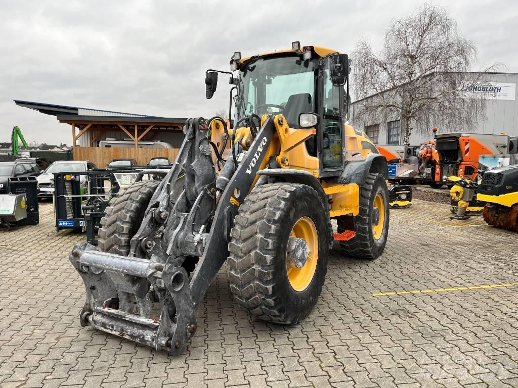 Volvo L 45 H Naudoti ratiniai krautuvai
