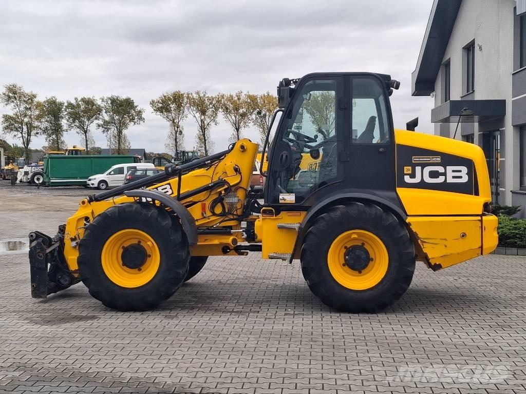 JCB TM 320 AGRI Teleskopiniai krautuvai žemės ūkiui