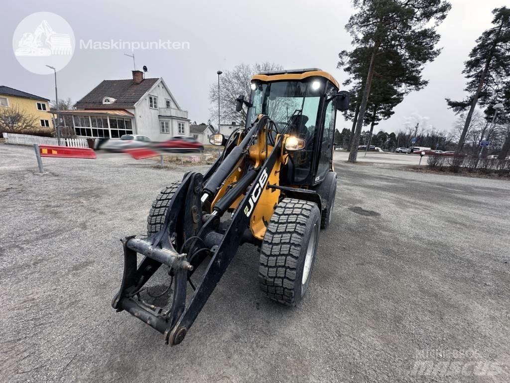 JCB 406 Naudoti ratiniai krautuvai