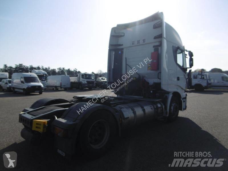 Iveco NP460 Naudoti vilkikai