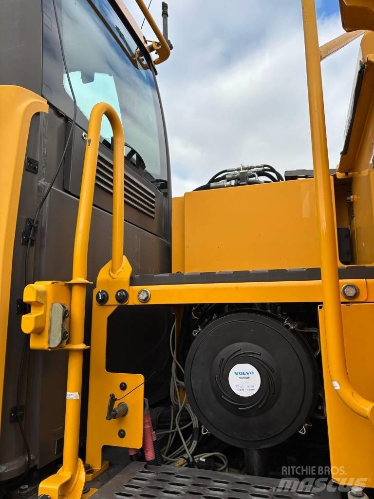 Volvo EW 180 D Ratiniai ekskavatoriai