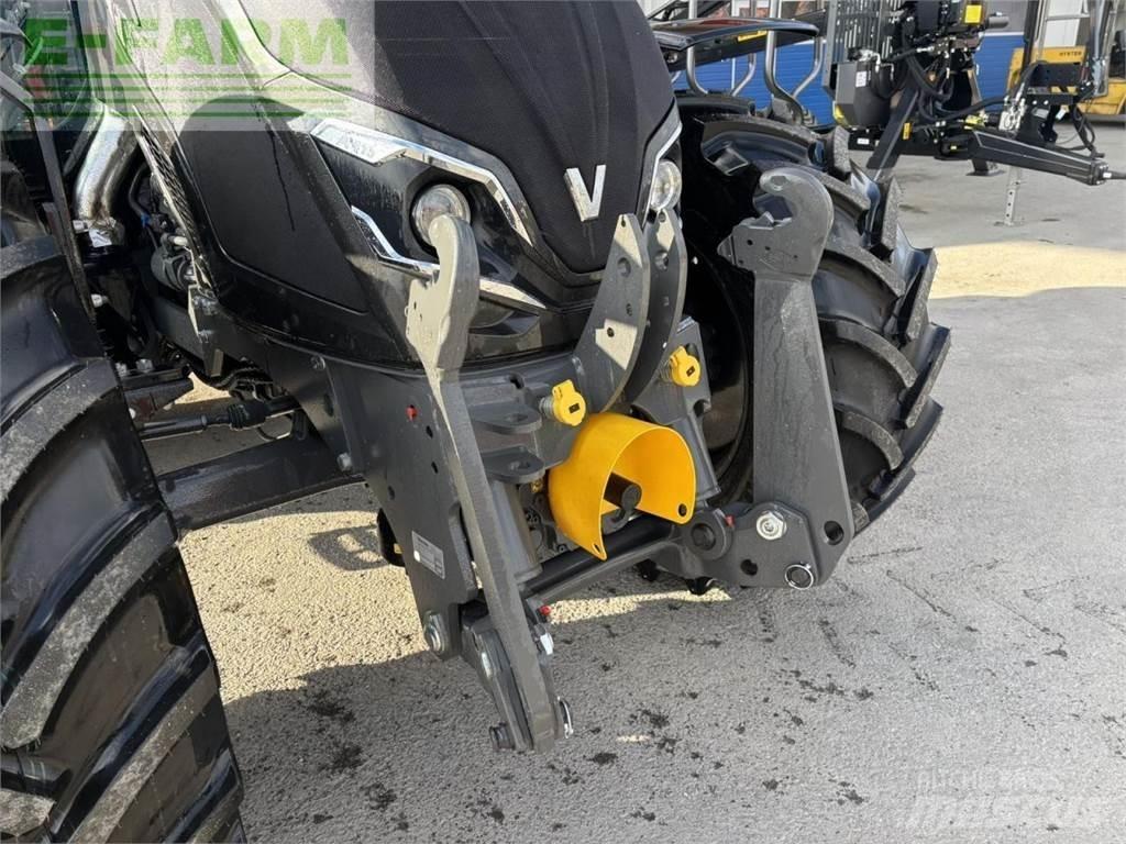 Valtra a 115 Traktoriai