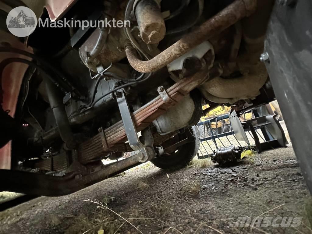 Scania T 143 H Naudoti vilkikai