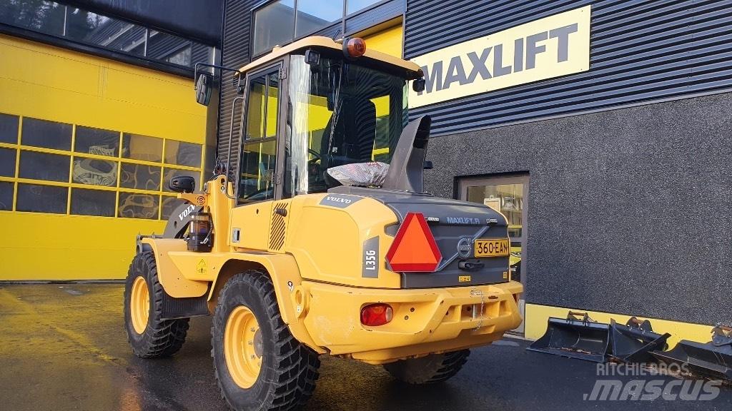 Volvo L 35 G Naudoti ratiniai krautuvai