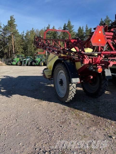 Hardi Navigator 3000 Prikabinami purkštuvai