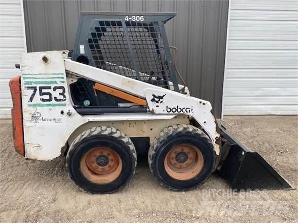 Bobcat 753 Krautuvai su šoniniu pasukimu