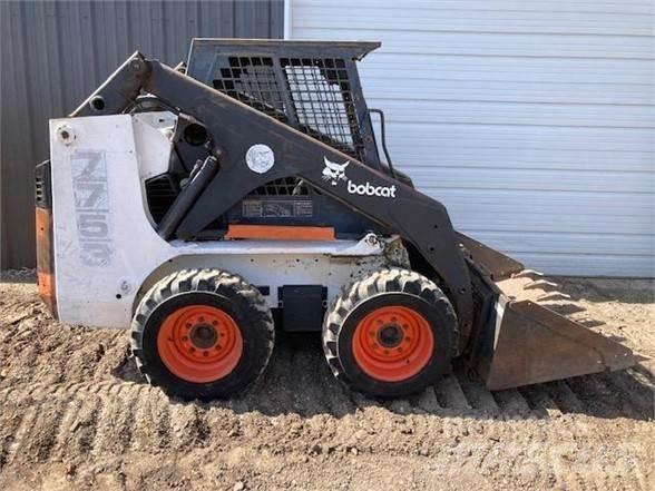 Bobcat 7753 Krautuvai su šoniniu pasukimu