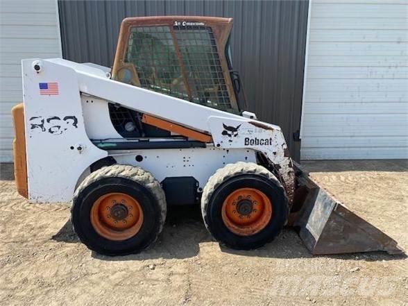 Bobcat 863 Krautuvai su šoniniu pasukimu