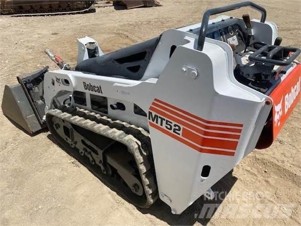 Bobcat MT52 Krautuvai su šoniniu pasukimu